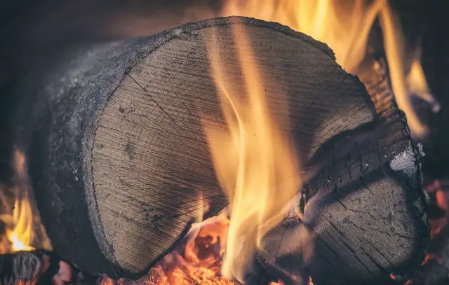 thermal energy of burning wood